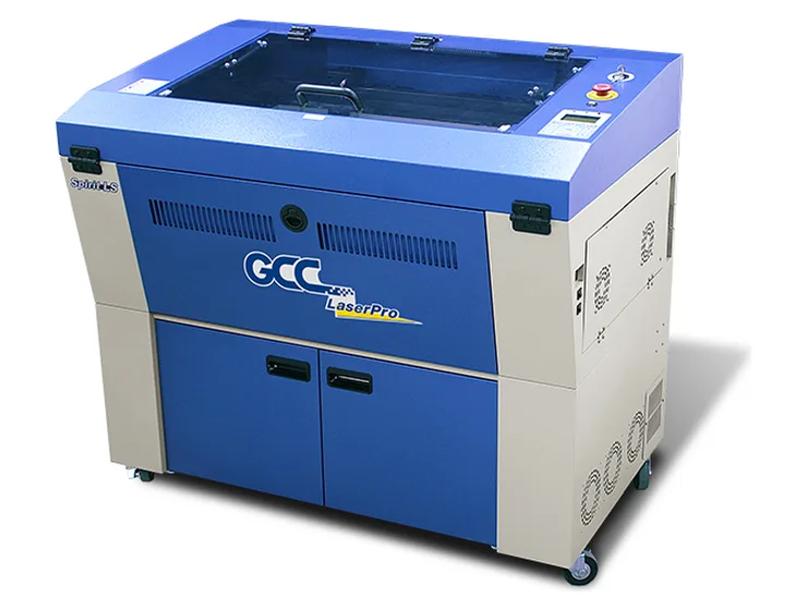 CO2レーザ加工機（コムネット Spirit 80GT）